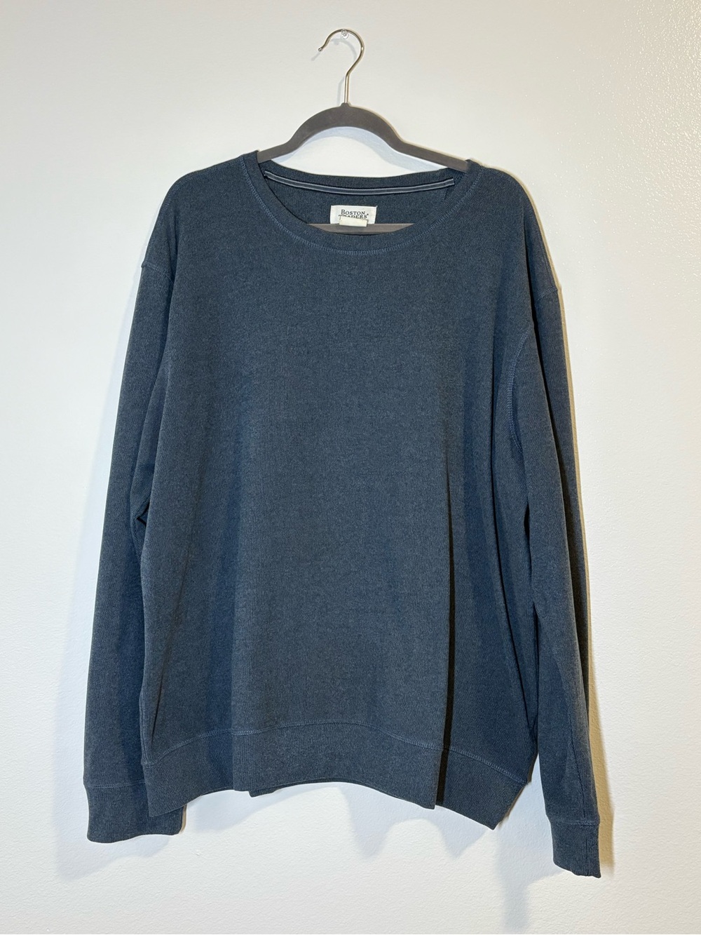 Boston Traders Men’s Gray Blue Sweatshirt